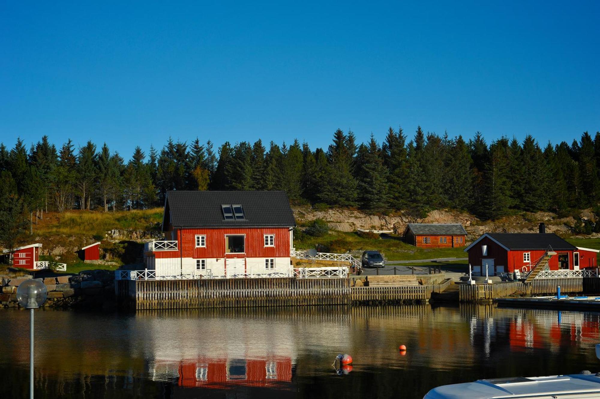 Ferienwohnung Atlantic Road Seaside Housing Litlrossoya Exterior foto